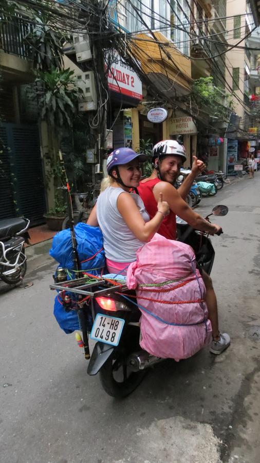 Hanoi Massive Hostel Екстер'єр фото