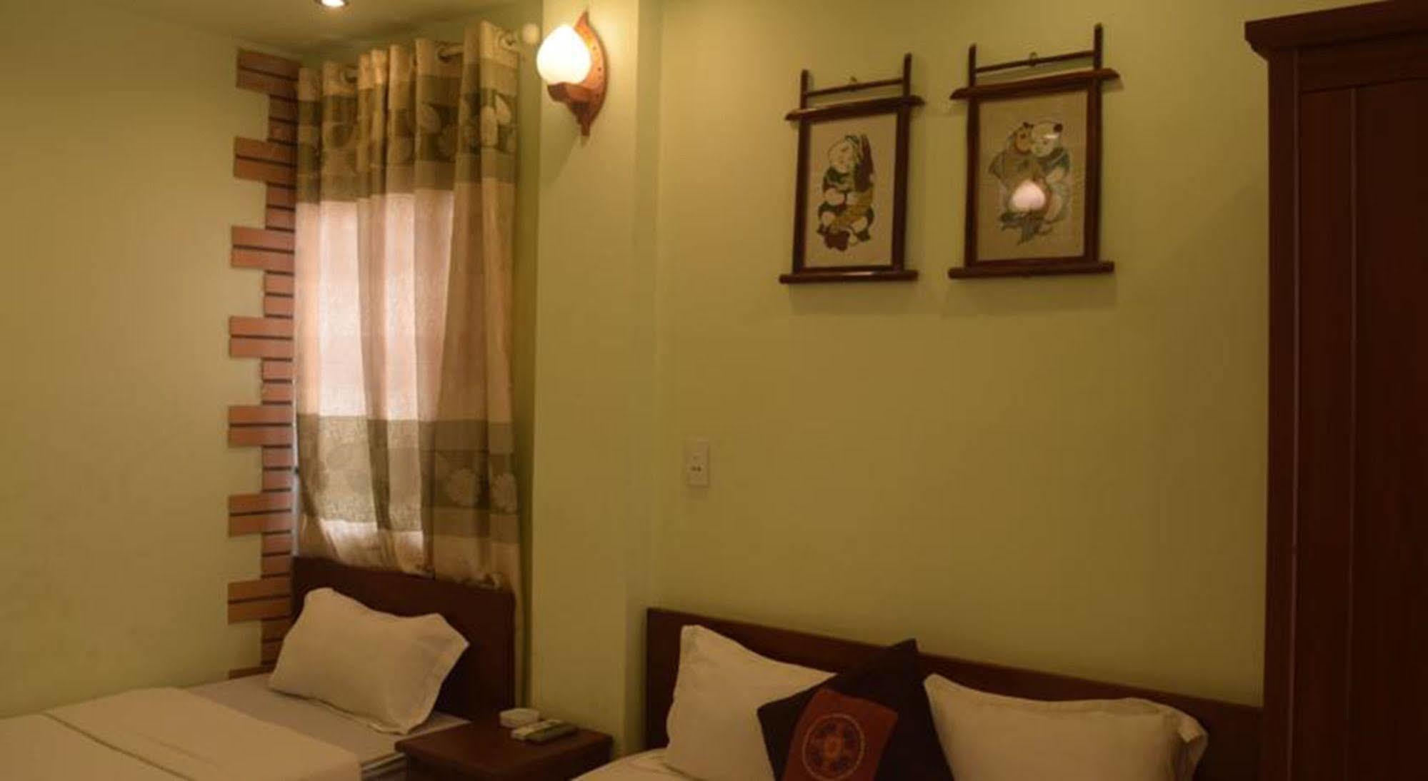 Hanoi Massive Hostel Екстер'єр фото