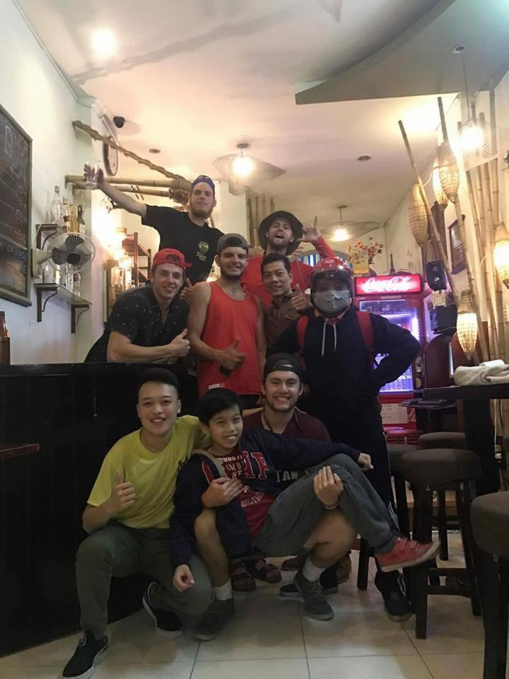 Hanoi Massive Hostel Екстер'єр фото