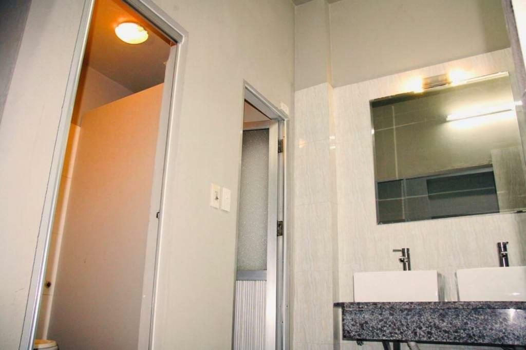 Hanoi Massive Hostel Екстер'єр фото